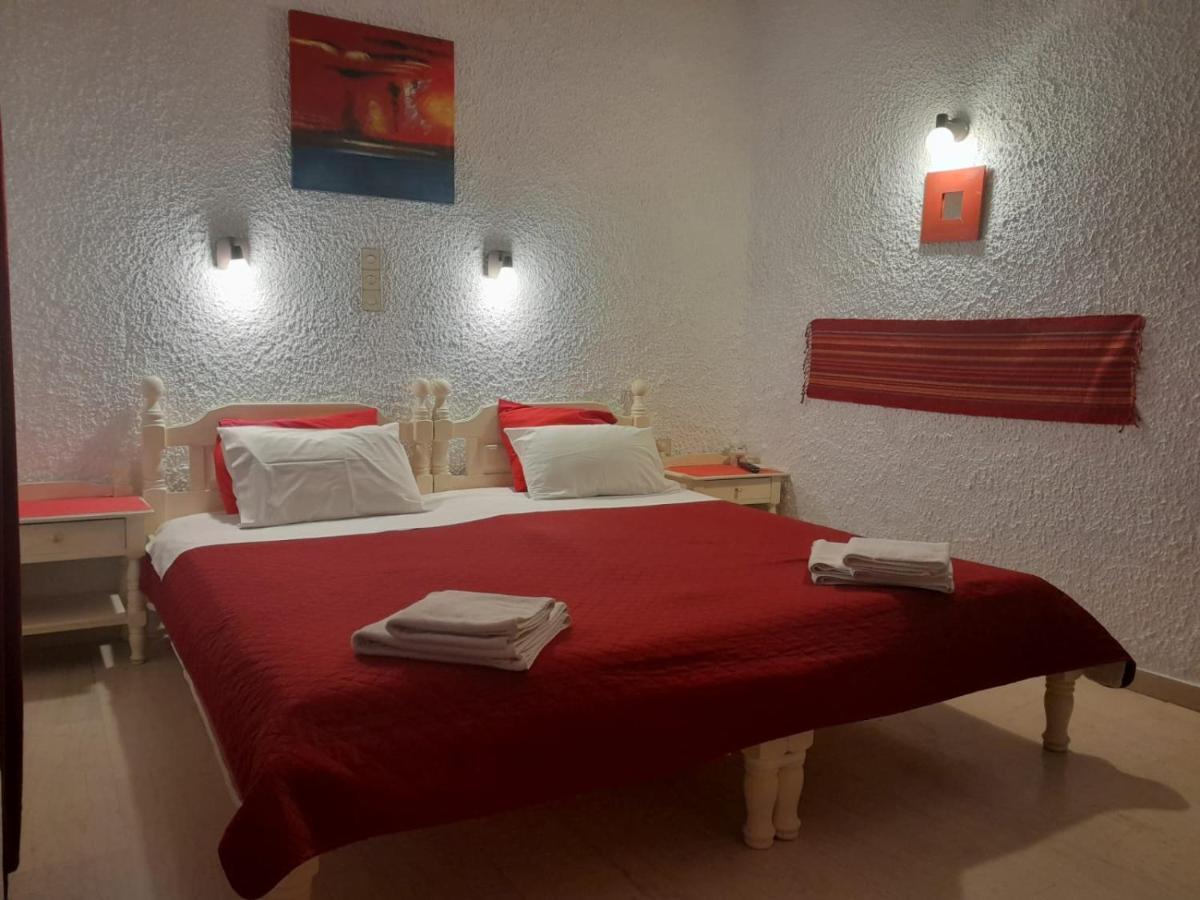 Artemis Rooms Agia Marina  Ngoại thất bức ảnh