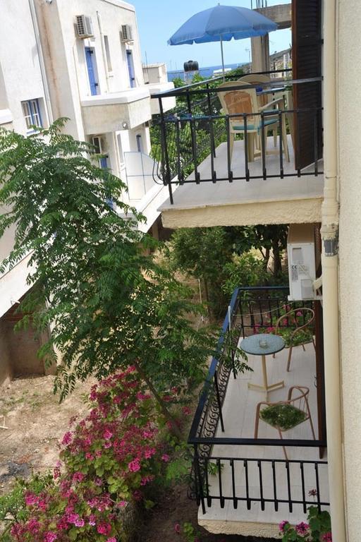 Artemis Rooms Agia Marina  Ngoại thất bức ảnh
