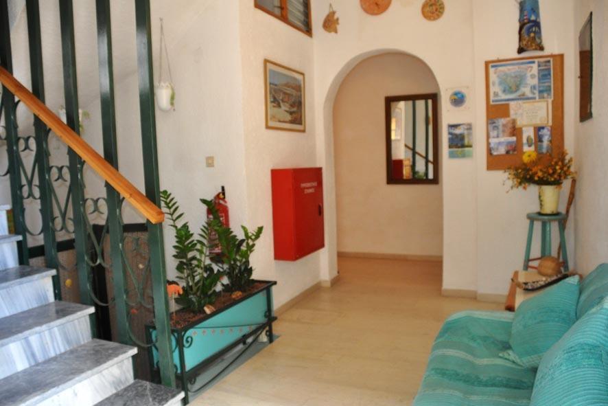 Artemis Rooms Agia Marina  Ngoại thất bức ảnh