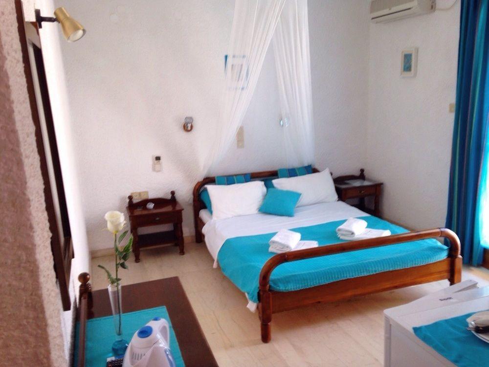 Artemis Rooms Agia Marina  Ngoại thất bức ảnh