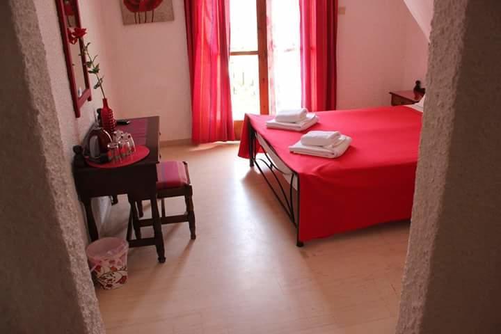 Artemis Rooms Agia Marina  Ngoại thất bức ảnh